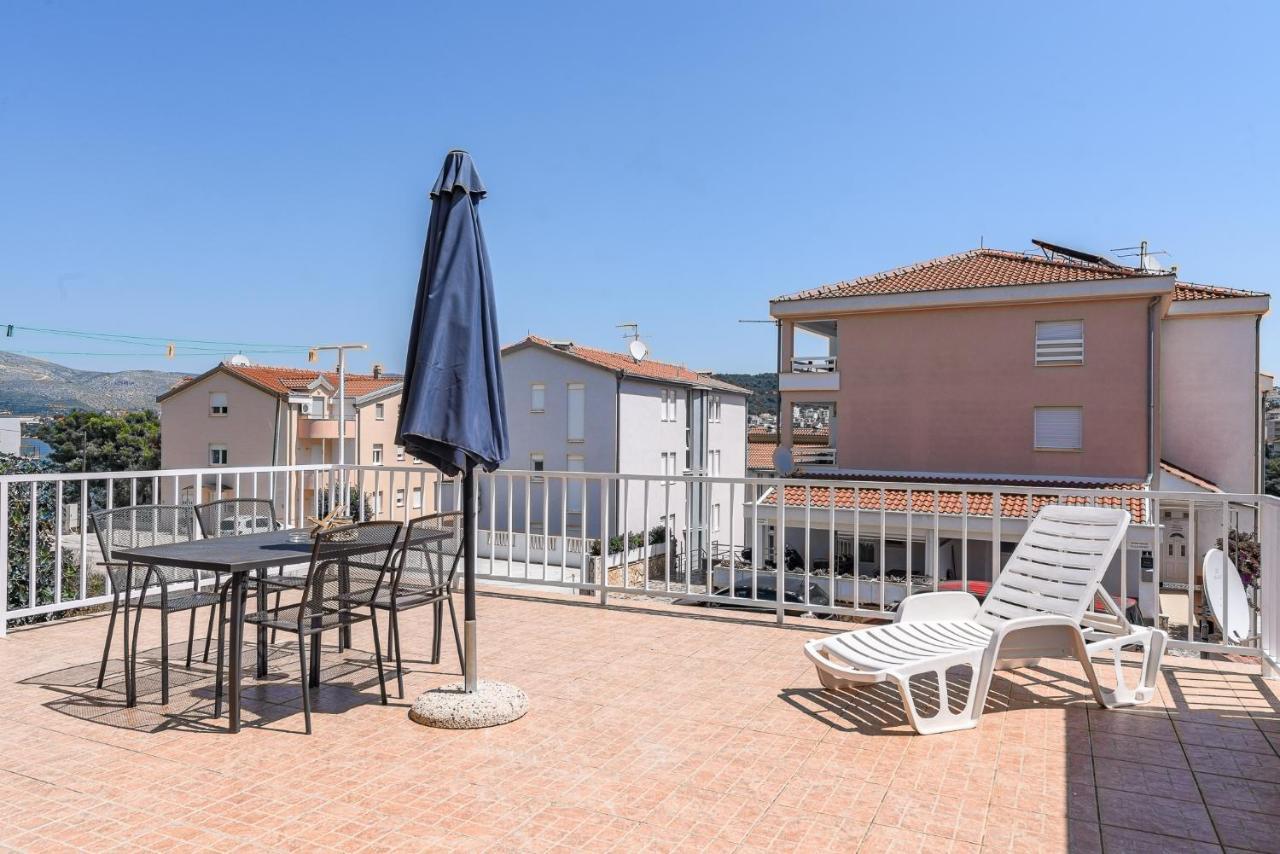 Apartment Planikovica Trogir Ngoại thất bức ảnh