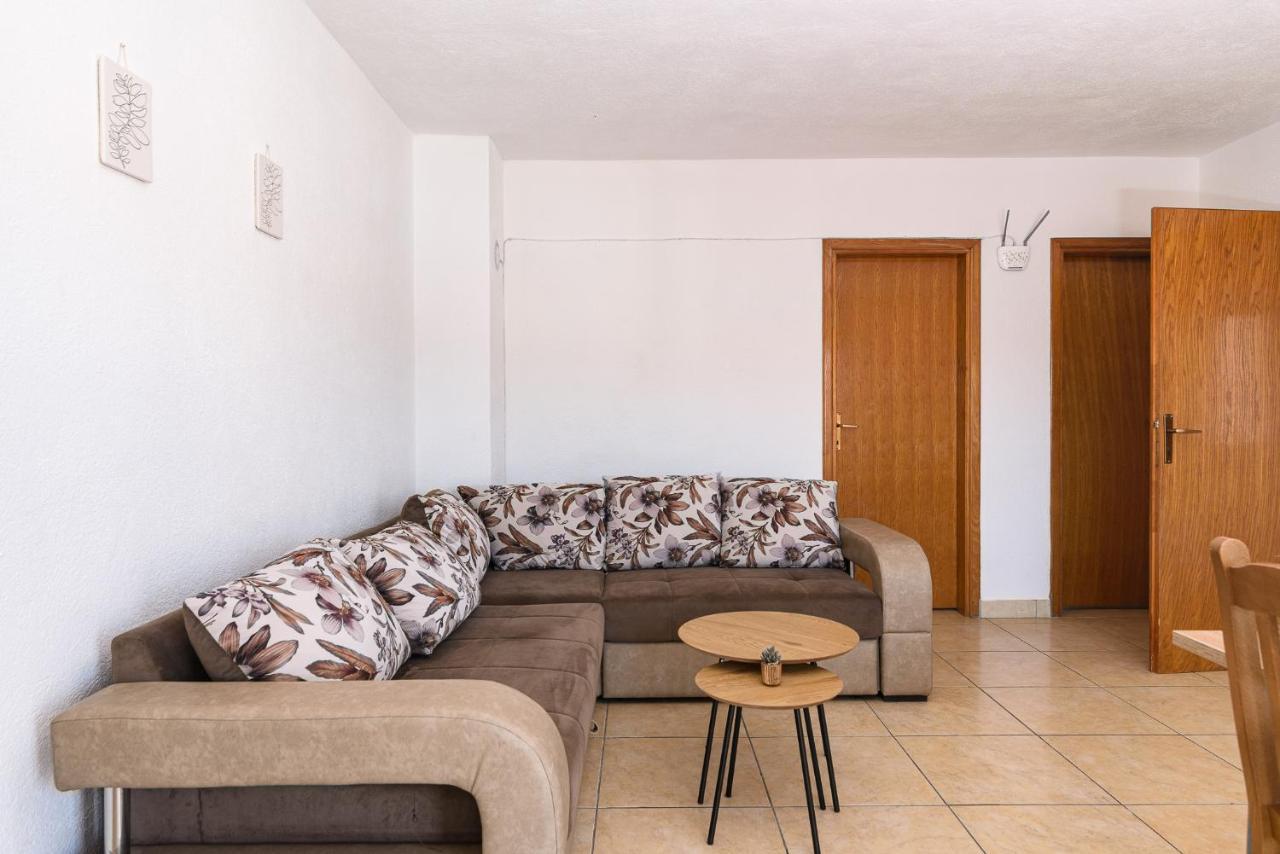 Apartment Planikovica Trogir Ngoại thất bức ảnh