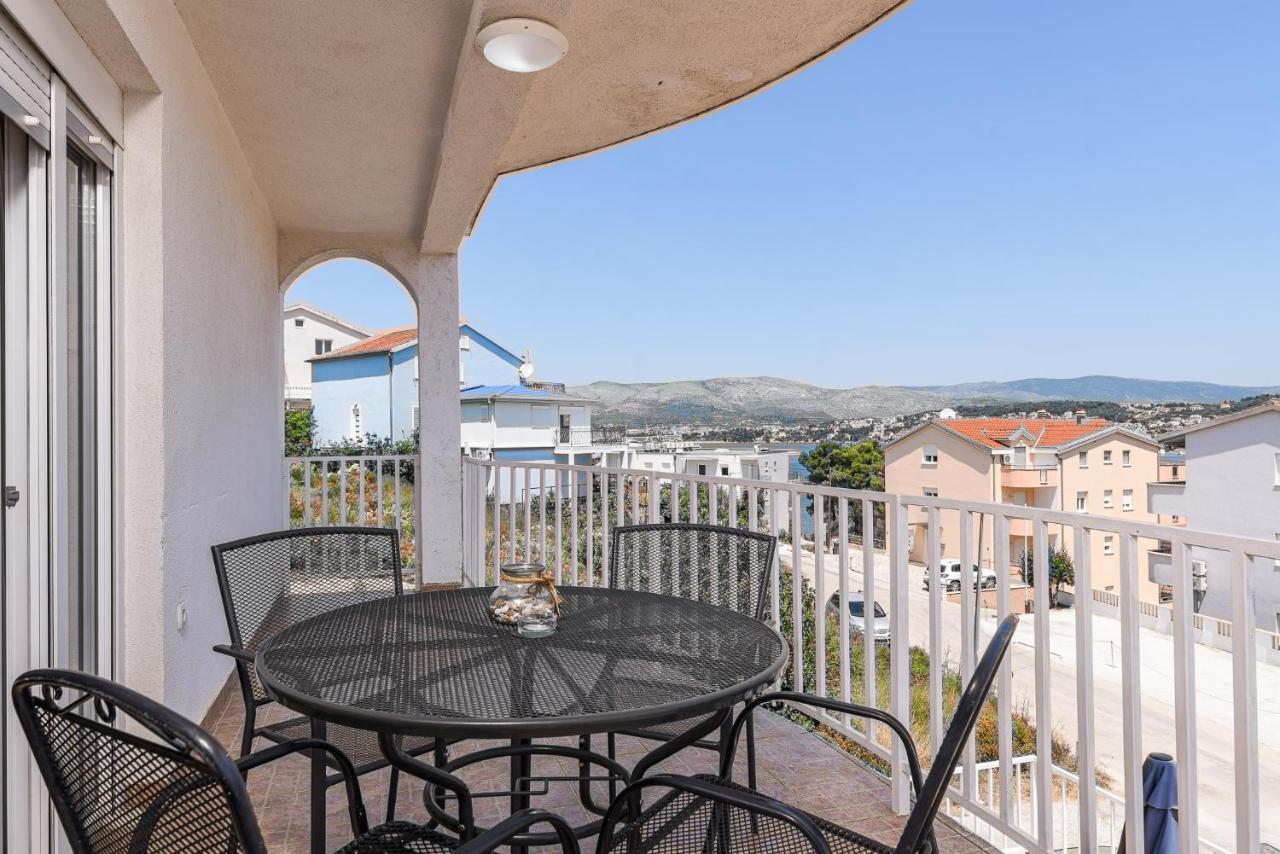 Apartment Planikovica Trogir Ngoại thất bức ảnh