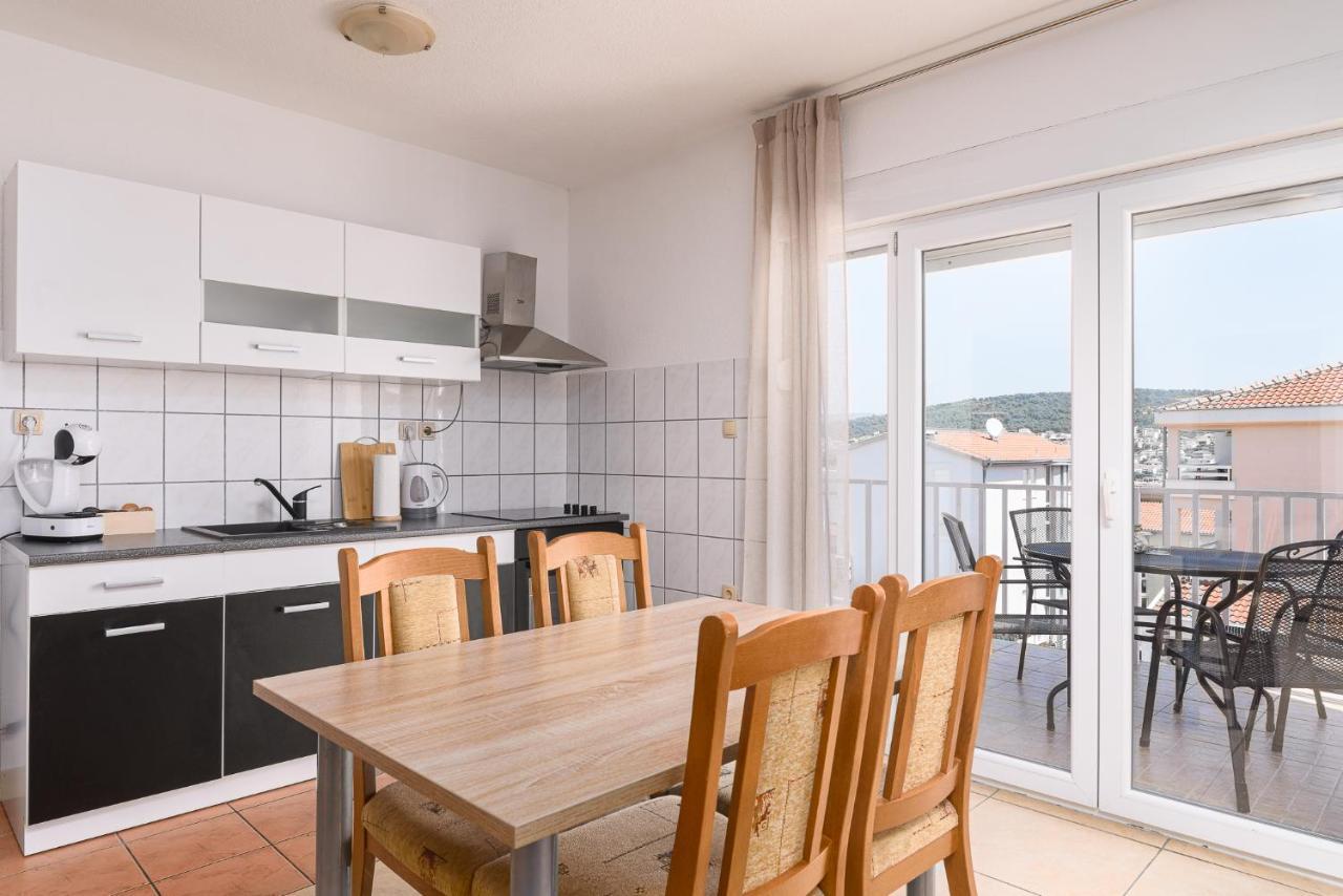 Apartment Planikovica Trogir Ngoại thất bức ảnh