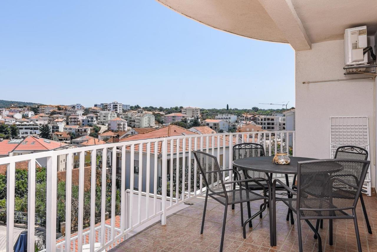 Apartment Planikovica Trogir Ngoại thất bức ảnh